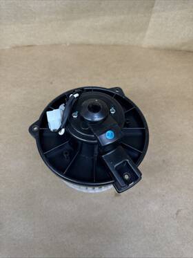 Am Autoparts Am-14004896 Front Heater Blower Motor With Fan Cage New For 96-02 Toyota 4runner