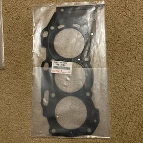 11116-31011 Toyota New Original Oem Genuine Lexus Cylinder Head Left Gasket Pt #11116-31011
