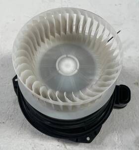 Toyota 87130-0c080 2022 - 2026 Tundra Sequoia Hvac Interior Ac Blower Motor 3.4l # 108439