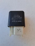 Genuine Toyota Relay Denso 90987-04002 4RUNNER Pickup Tundra Camry T100. Fixed Price $17.99.